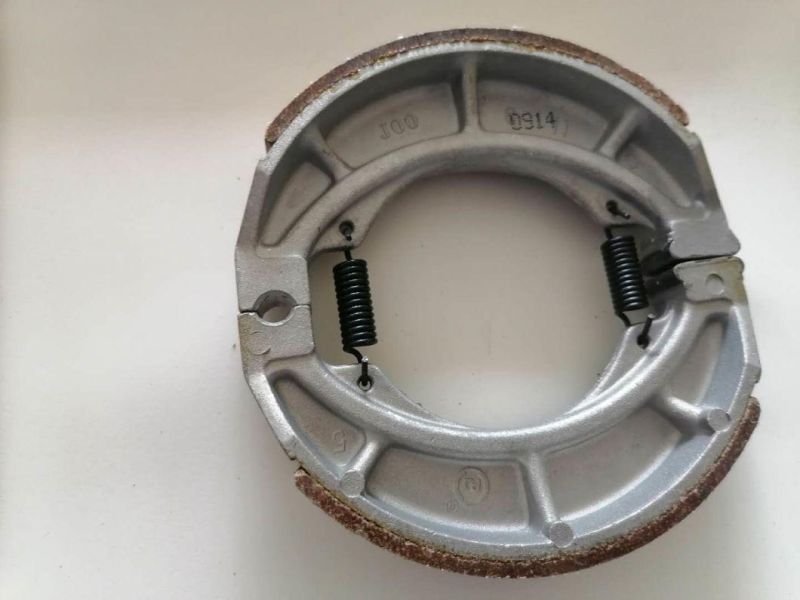 Motorcycle Brake Shoes Parts Pad Forgs125, Gn125 of Dachangjiang, Jc125-17 of Jincheng, Qianjiang Qj125, Imported B120, Ts125