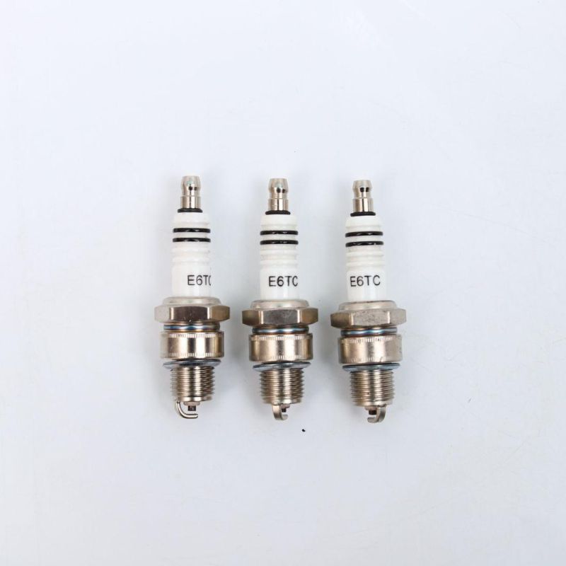 Super Quality Engine Spare Parts Iridium Spark Plug for Motorcycle