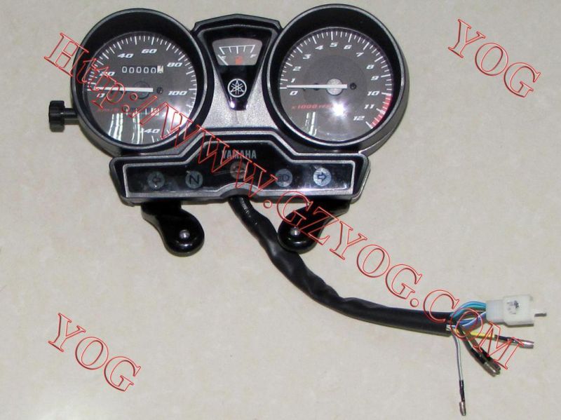 Factory Price Motorcycle Spare Parts Accessories Speedometer for Akt125