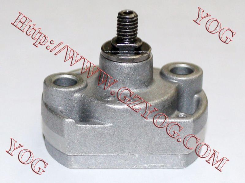 Yog Motorcycle Spare Parts Oil Pump for Ax-100, at-110, Cgl-125