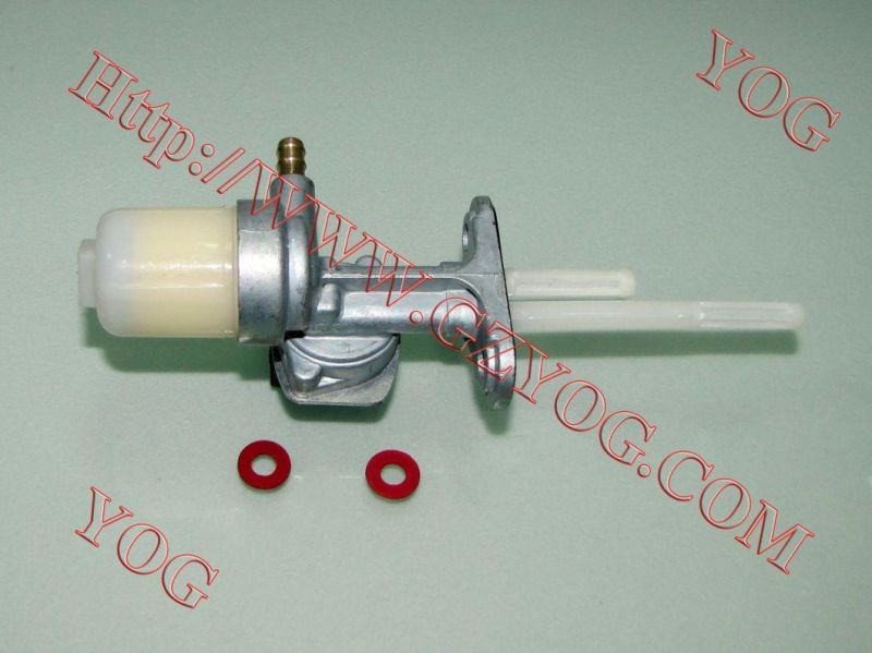 Yog Motorcycle Spare Parts Fuel Tank Cock Oil Switch for Bajaj Bm150 Boxer Cg125
