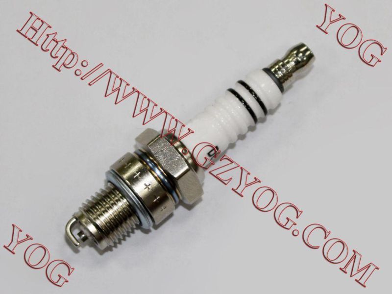 Motorcycle Parts Bujia Long Short Spark Plug for Honda Suzuki YAMAHA Italika