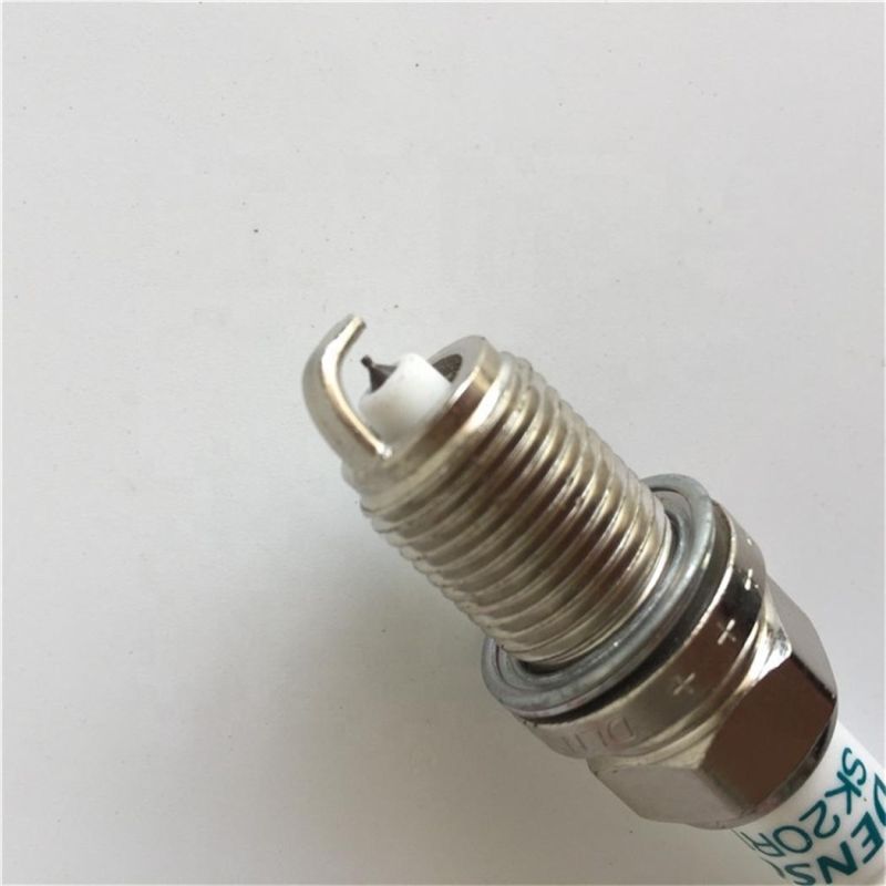 High Quality Auto Engine Parts Iridium Spark Plug with All Models