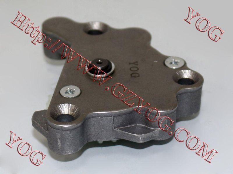 Yog Motorcycle Spare Parts Oil Pump for Ax-100, Cg-125, Dy-100