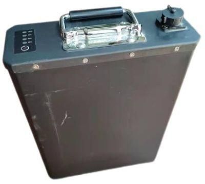 Battery Type: Lithium 18650