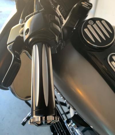 1" Handgrips for Harley Touring Sportster Dyna Softail V-Rod