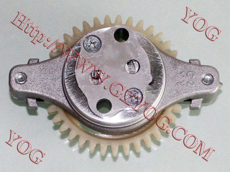 Yog Motorcycle Spare Part Oil Pump for Ax-100, Cbf-150, Dy-100
